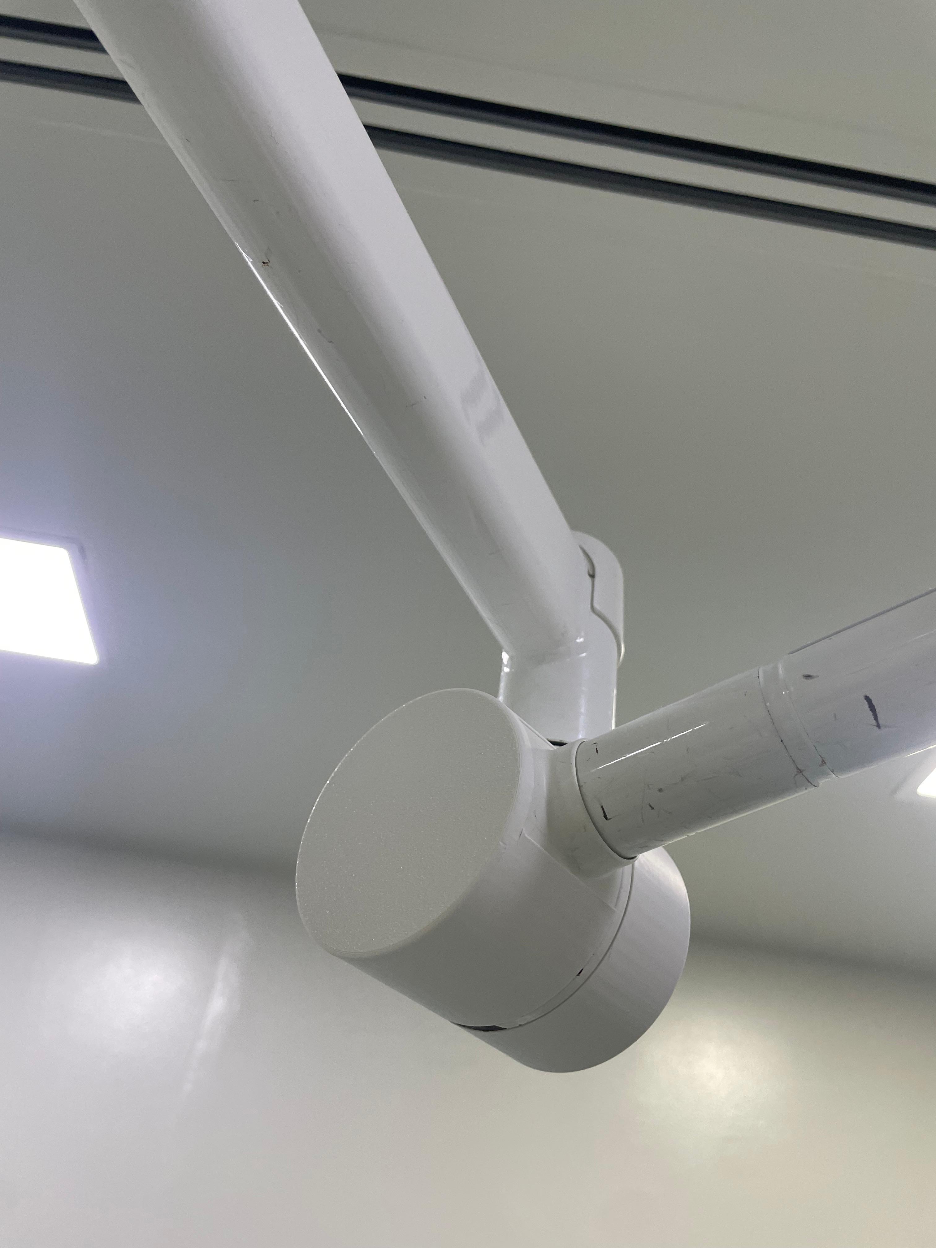 Carcaça de foco cirúrgico Axcel da Maquet